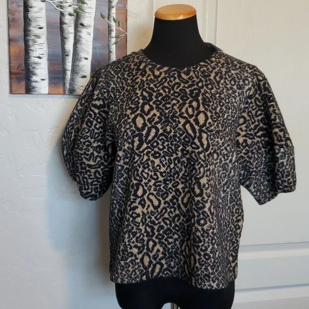 Worthington Puff Sleeve Top - Picture 2 of 7